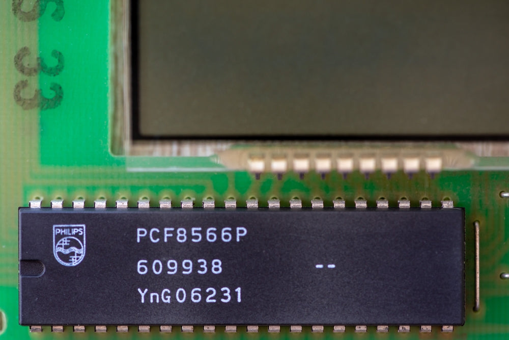 Pixel Driving Structure in LCD Displays