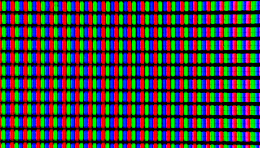 Pixel Arrangement in LCD Displays